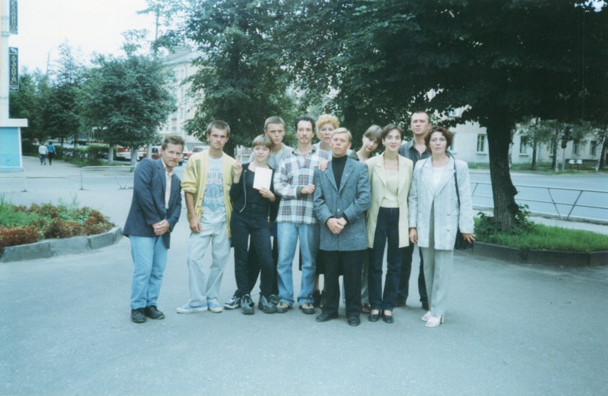 Церковь в п. Красное Эхо, 1999 г.